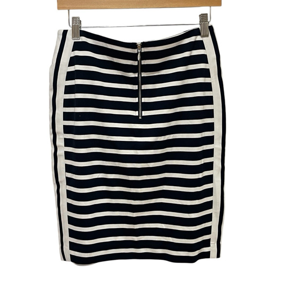 Banana Republic Pencil Skirt Women's 2 Striped - Picture 2 of 3